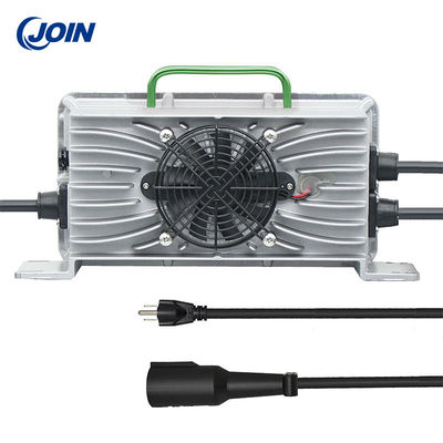 पोर्टेबल गोल्फ कार्ट ऑनबोर्ड बैटरी चार्जर 48v 15a बैटरी चार्जर
