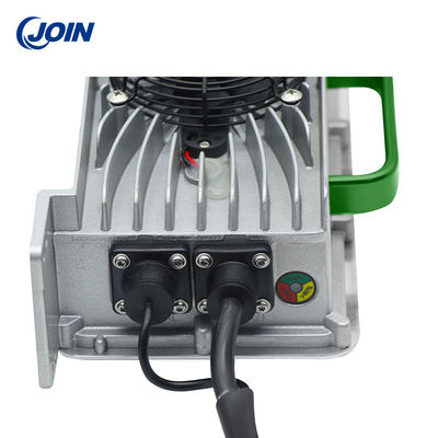 छोटी गाड़ी गोल्फ कार्ट सहायक उपकरण 15A 48V गोल्फ कार्ट बैटरी चार्जर